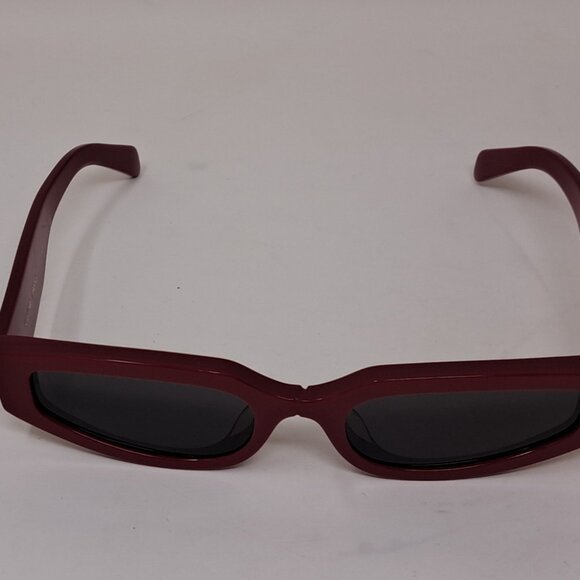 Celine Triomphe Womens Triomphe Sunglasses Red Smoky Gray CL40269U 66A 54-19-135 - Picture 15 of 15